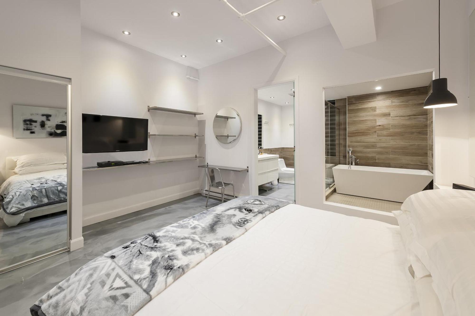 The Holland Hotel By Simplissimmo Montreal Exteriér fotografie
