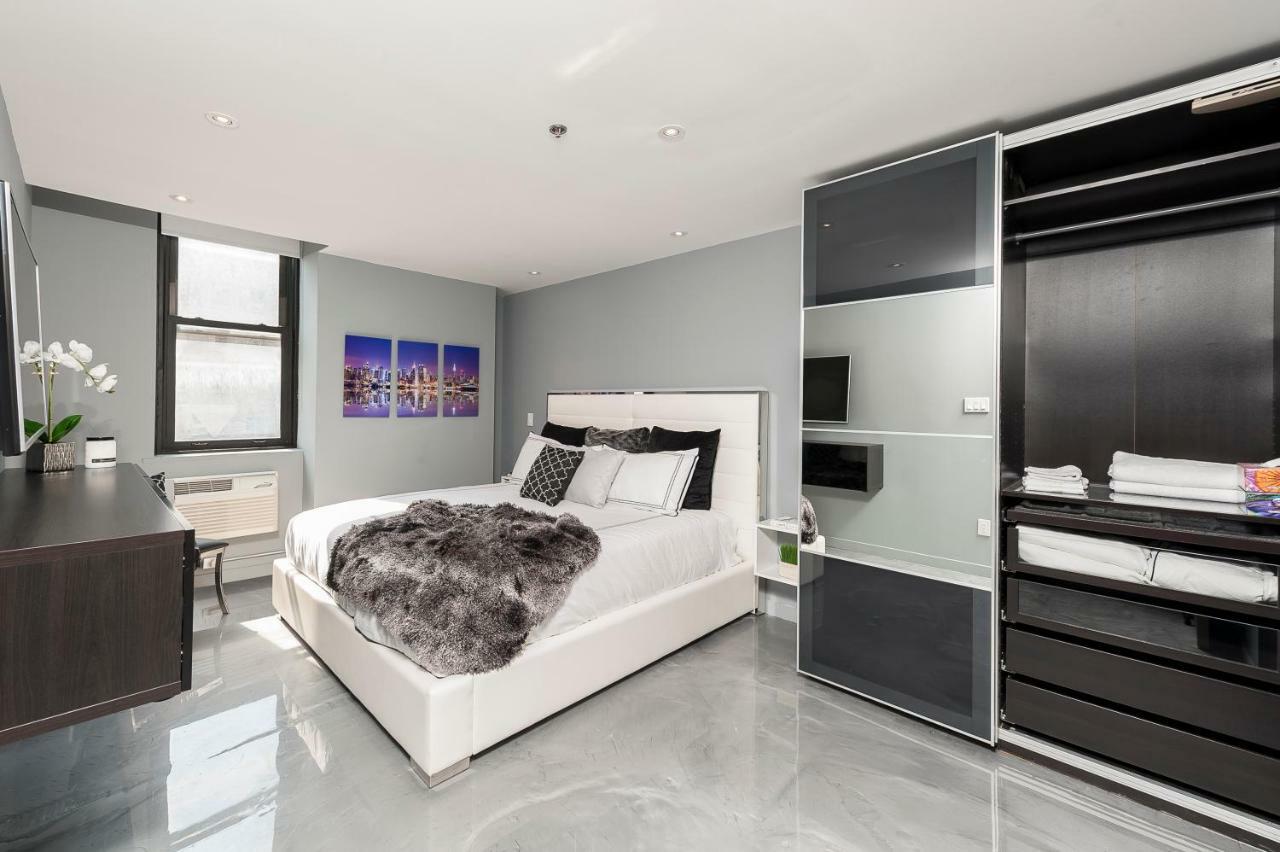 The Holland Hotel By Simplissimmo Montreal Exteriér fotografie